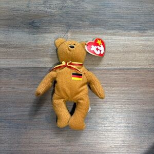Vintage (1999) TY McDonald’s Teenie Beanie Baby “GERMANIA” the Bear 6” Toy w/Tag